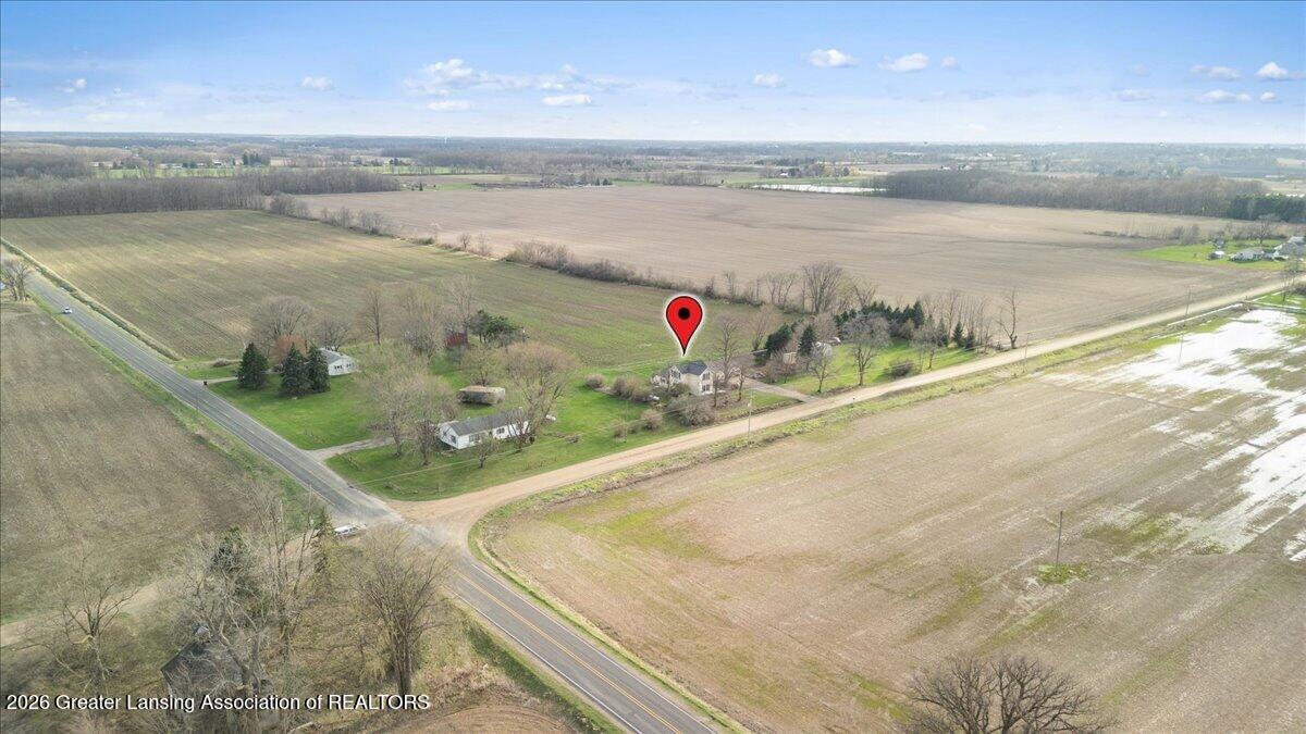 2934 East Walker Road St. Johns, MI 48879 - Photo 5 of 44 05-Media Jett - 08.2
