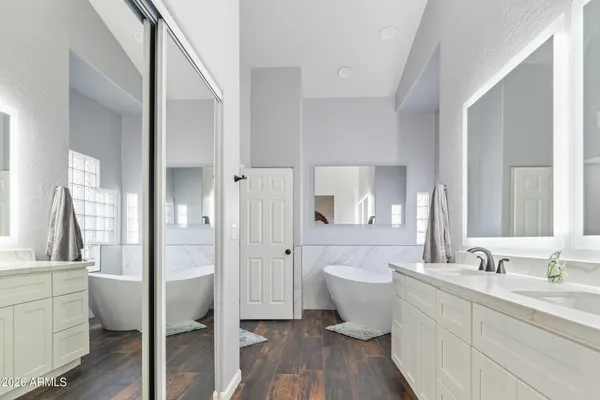 $1,199,000 | 4575 East Encinas Avenue, Gilbert, AZ 85234