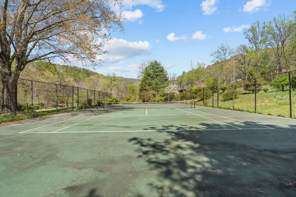 $995,000 | 815 Gid Brown Hollow Road, Washington, VA 22747