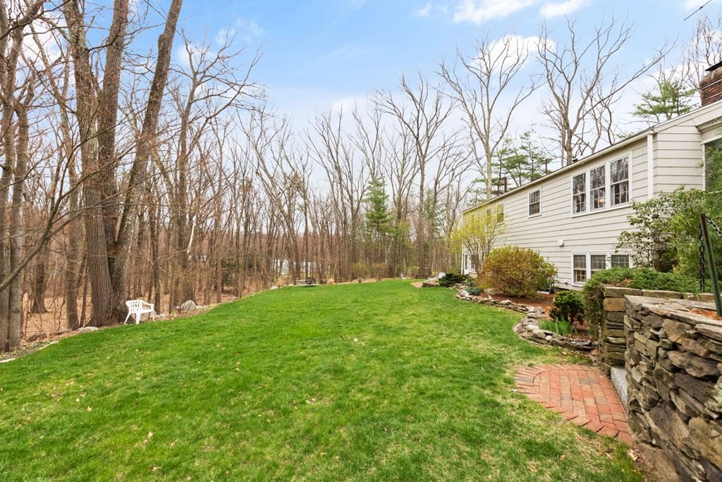 12 Hitchinpost Road Chelmsford, MA 01824 - Photo 25 of 30 Gallery Image 25