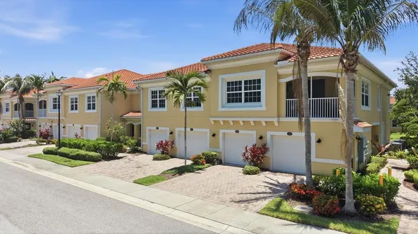 $328,000 | 173 Navigation Circle, Unit 107, Osprey, FL 34229