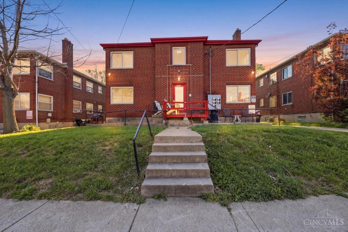7758 Stillwell Road Cincinnati, OH 45237 - Photo 1 of 17