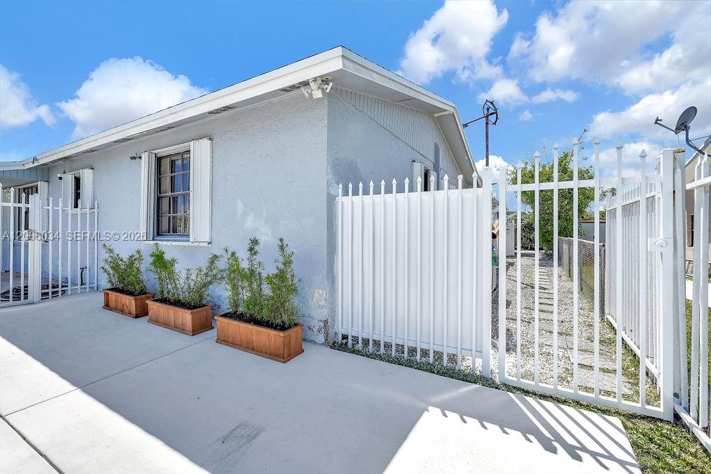 25420 Southwest 124th Place, Unit 1A Homestead, FL 33032 - Photo 35 of 36 Photo 35