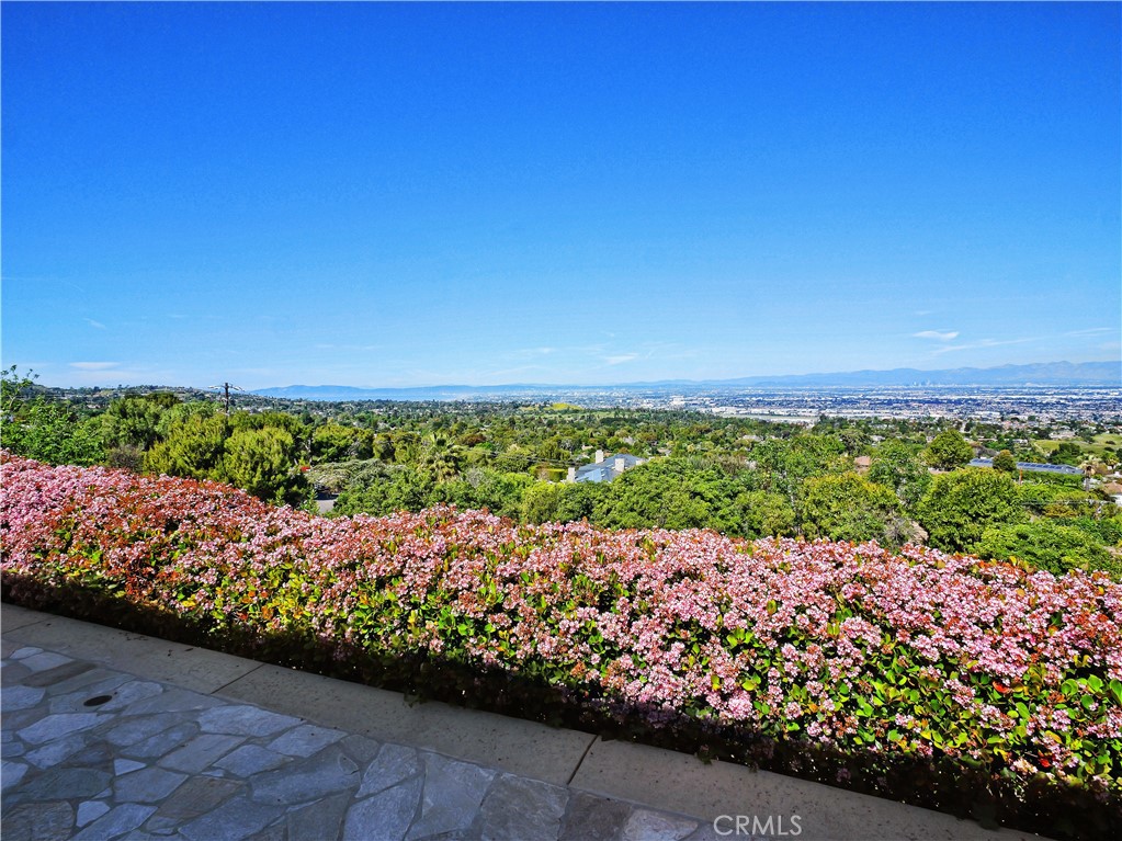 49 Saddleback Road Rolling Hills, CA 90274 - Photo 14 of 64