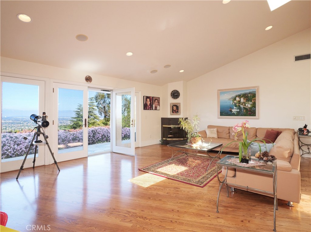 49 Saddleback Road Rolling Hills, CA 90274 - Photo 27 of 64