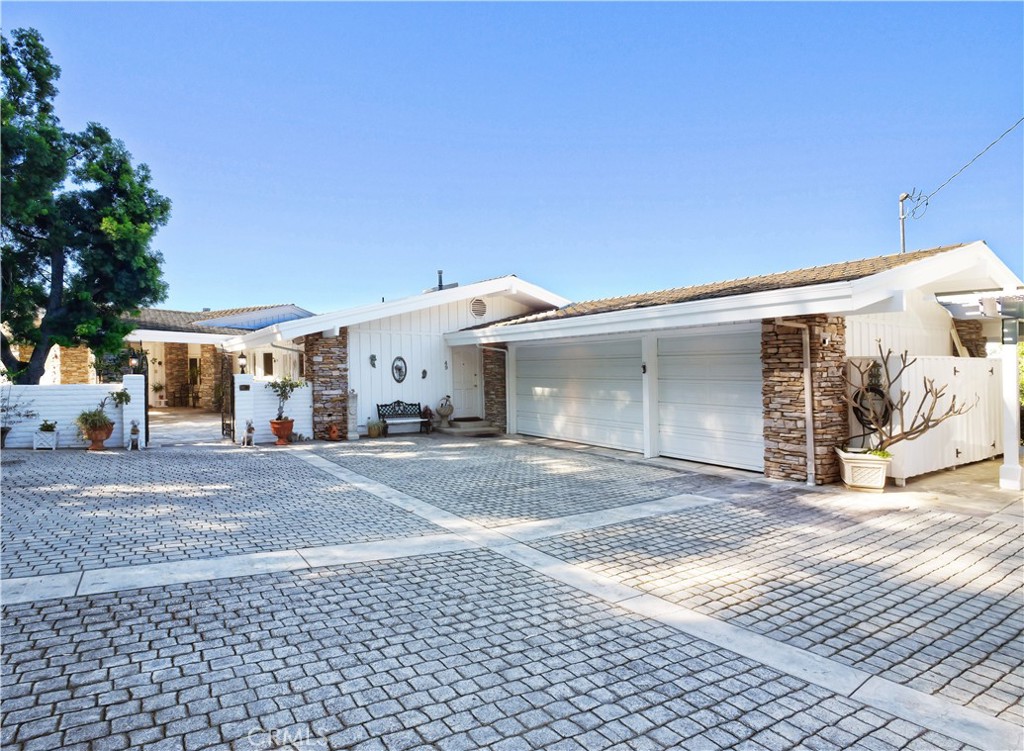 49 Saddleback Road Rolling Hills, CA 90274 - Photo 8 of 64