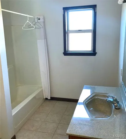 $198,500 | 14275 Camden Lane, Dixon, MO 65459