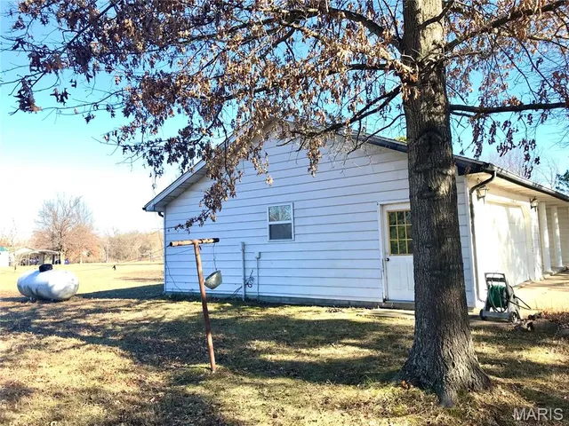 $198,500 | 14275 Camden Lane, Dixon, MO 65459