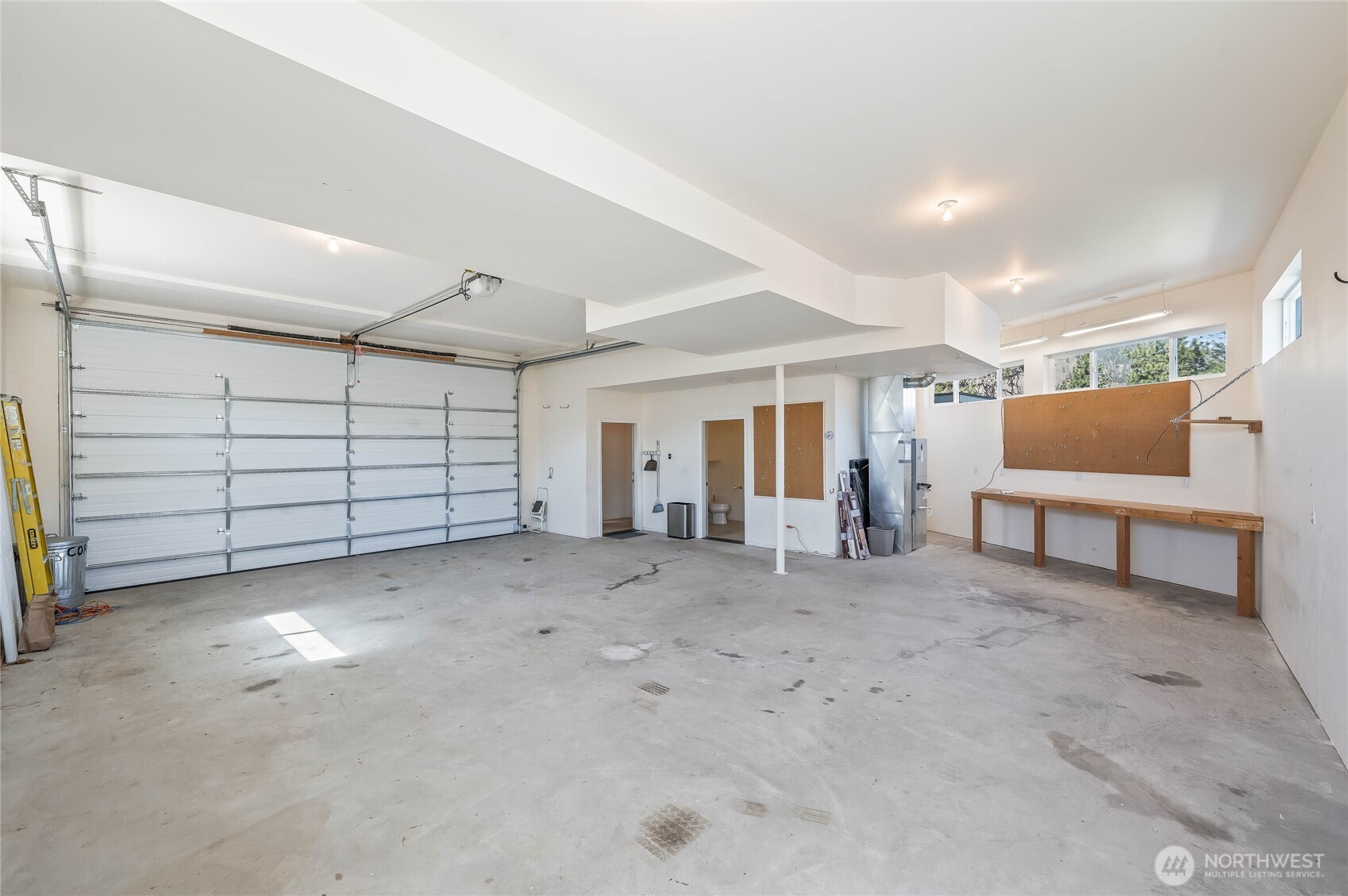 20000 South Lakeshore Road Chelan, WA 98816 - Photo 25 of 37