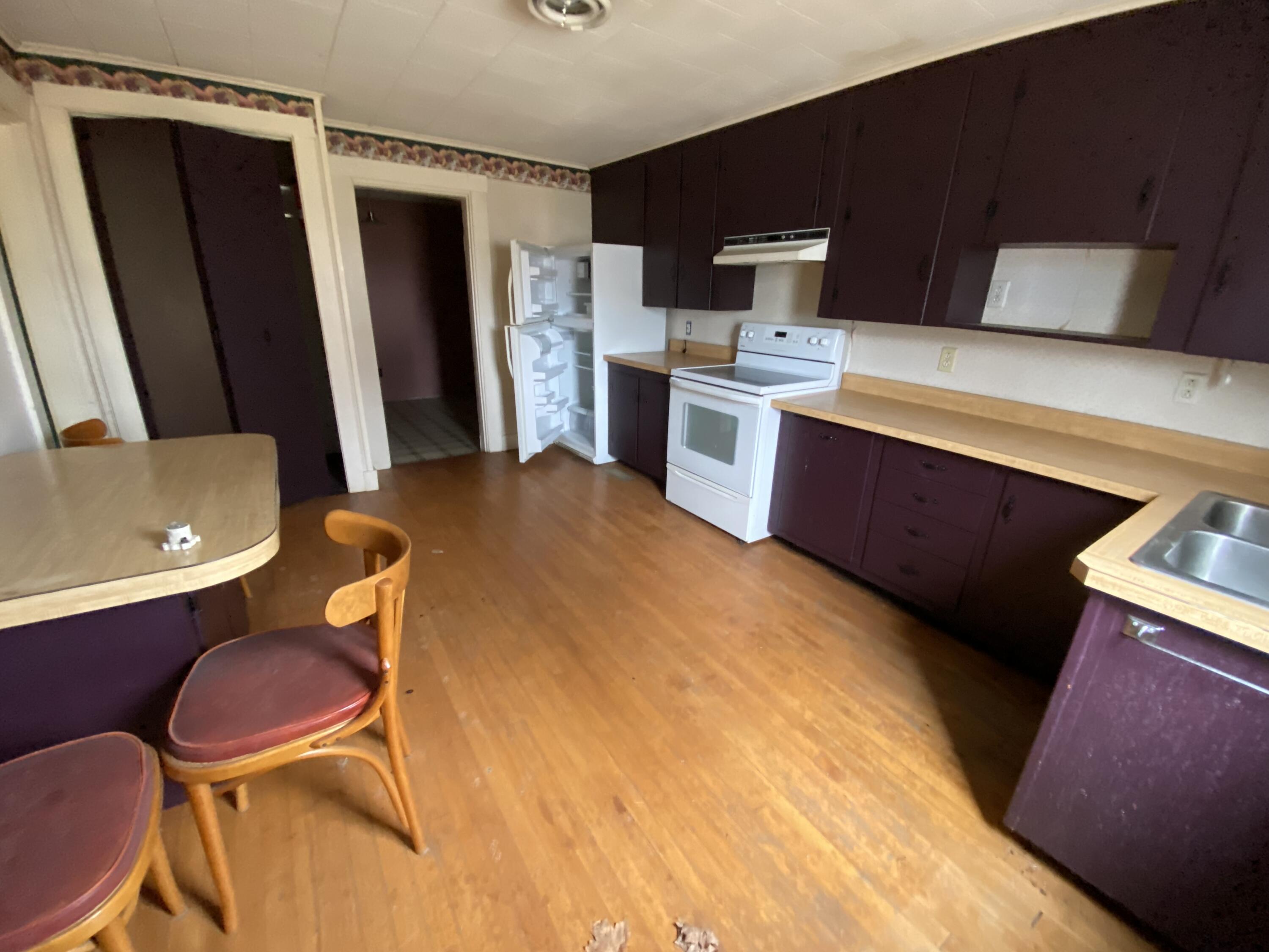 11 Roberts Street Caribou, ME 04736 - Photo 10 of 38 11 Roberts St Caribou April 2023 (12)