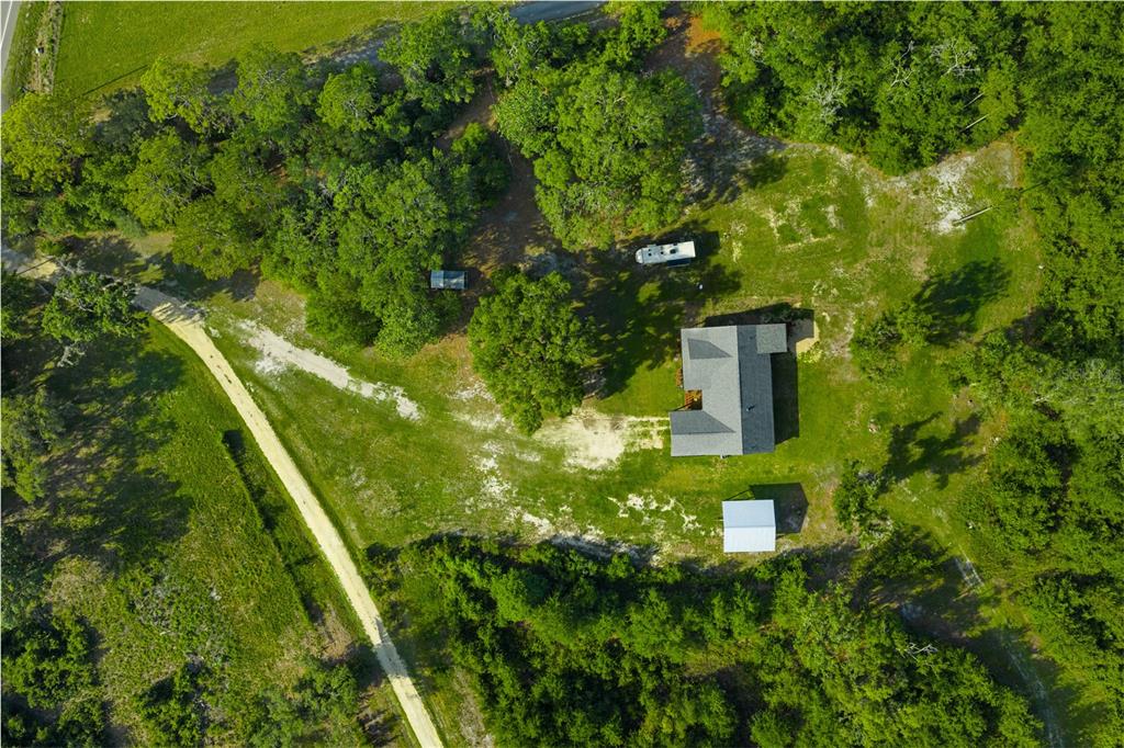 5149 Southwest 119th Road Lake Butler, FL 32054 - Photo 35 of 40 a view of a garden