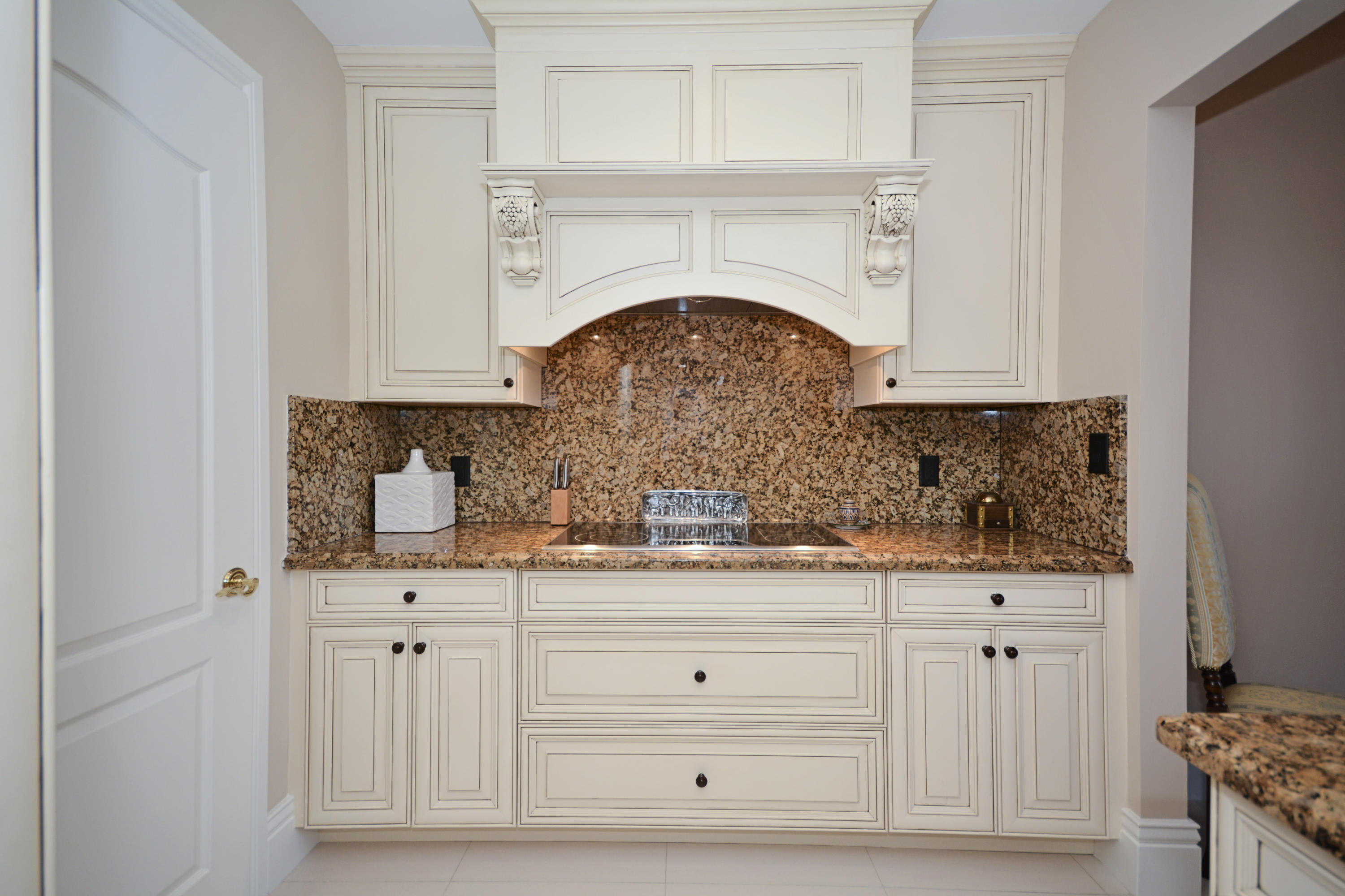 200 East Palmetto Park Road, Unit TH21 Boca Raton, FL 33432 - Photo 16 of 35 Kitchen