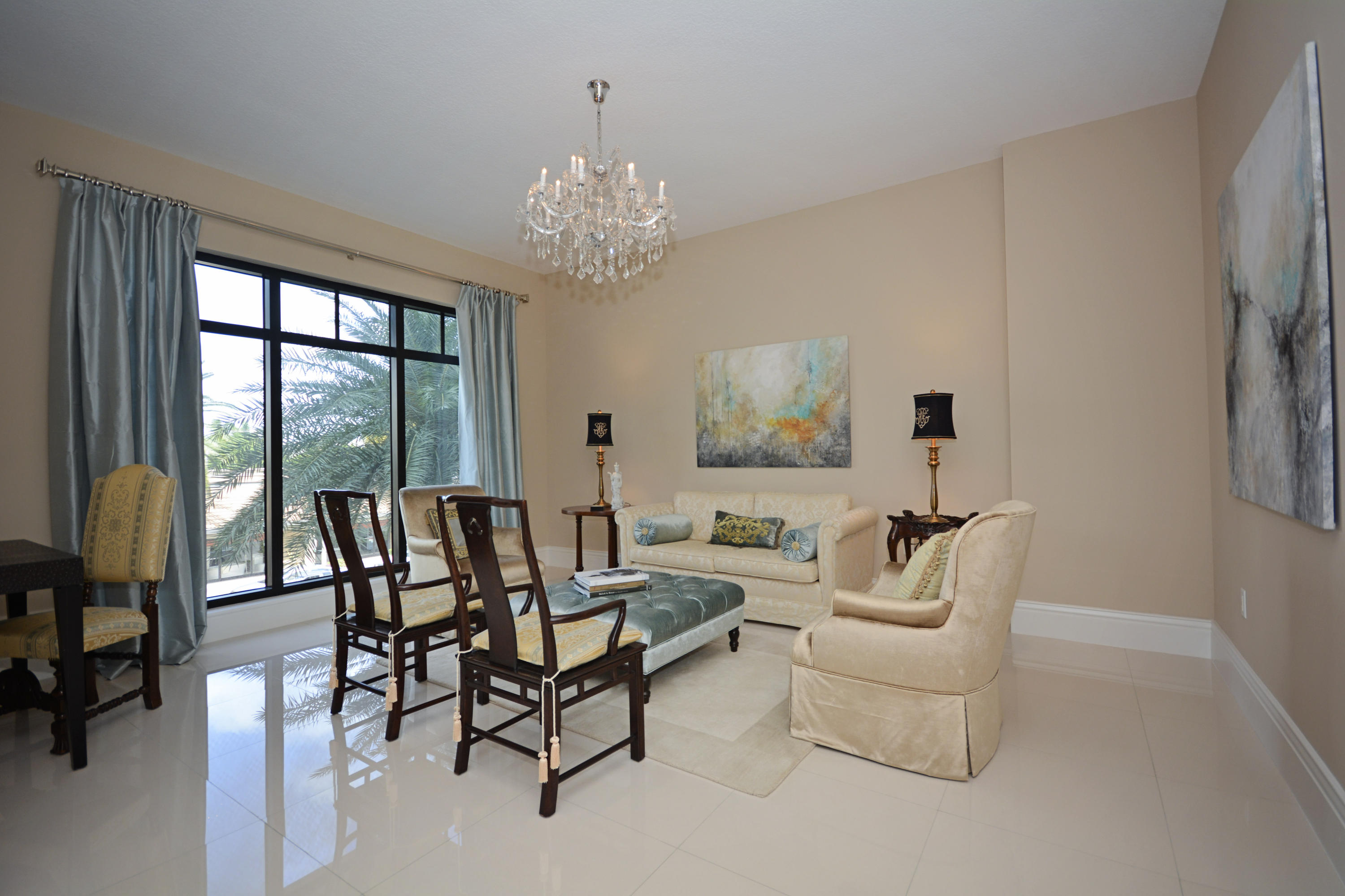 200 East Palmetto Park Road, Unit TH21 Boca Raton, FL 33432 - Photo 22 of 35 Living Area