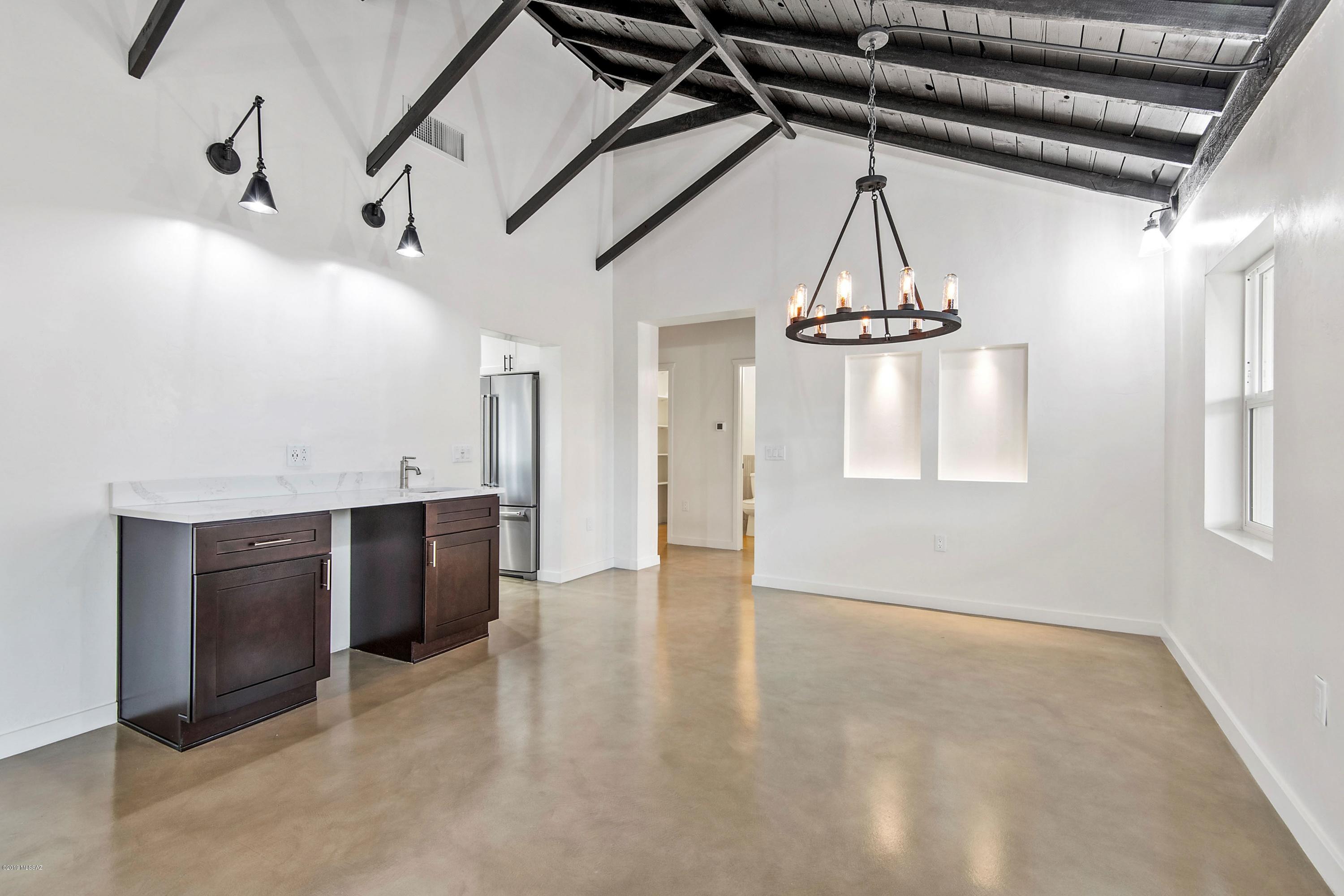 2004 East Kleindale Road Tucson, AZ 85719 - Photo 14 of 28 Gallery Image 14