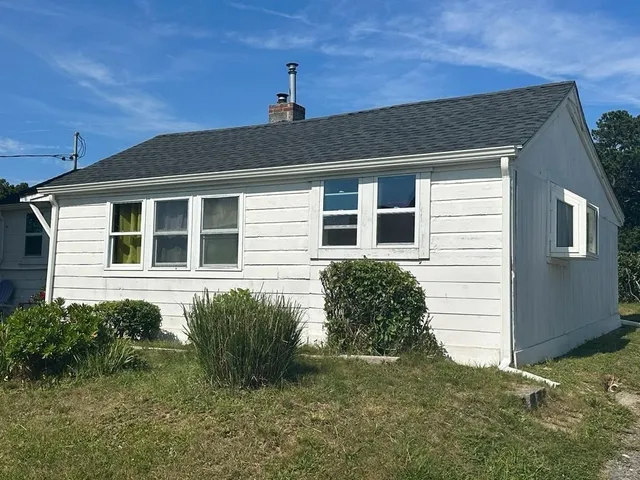 $269,000 | 100 Great Neck Road North, Unit 1003, Mashpee, MA 02649