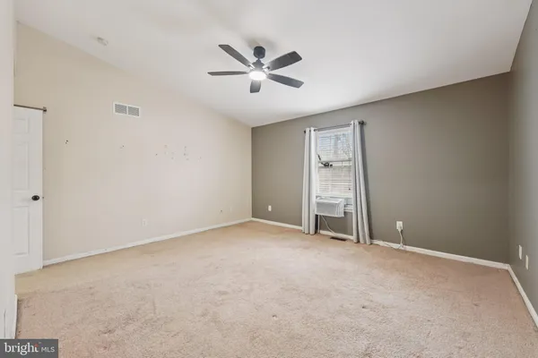 $250,000 | 137 Creekside Court, Newark, DE 19702