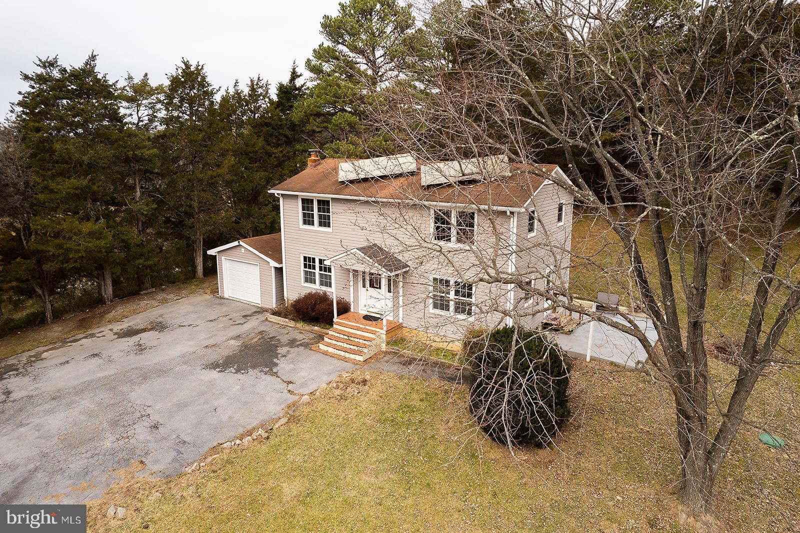 164 Lakes Valley Road Strasburg, VA 22657 - Photo 2 of 54