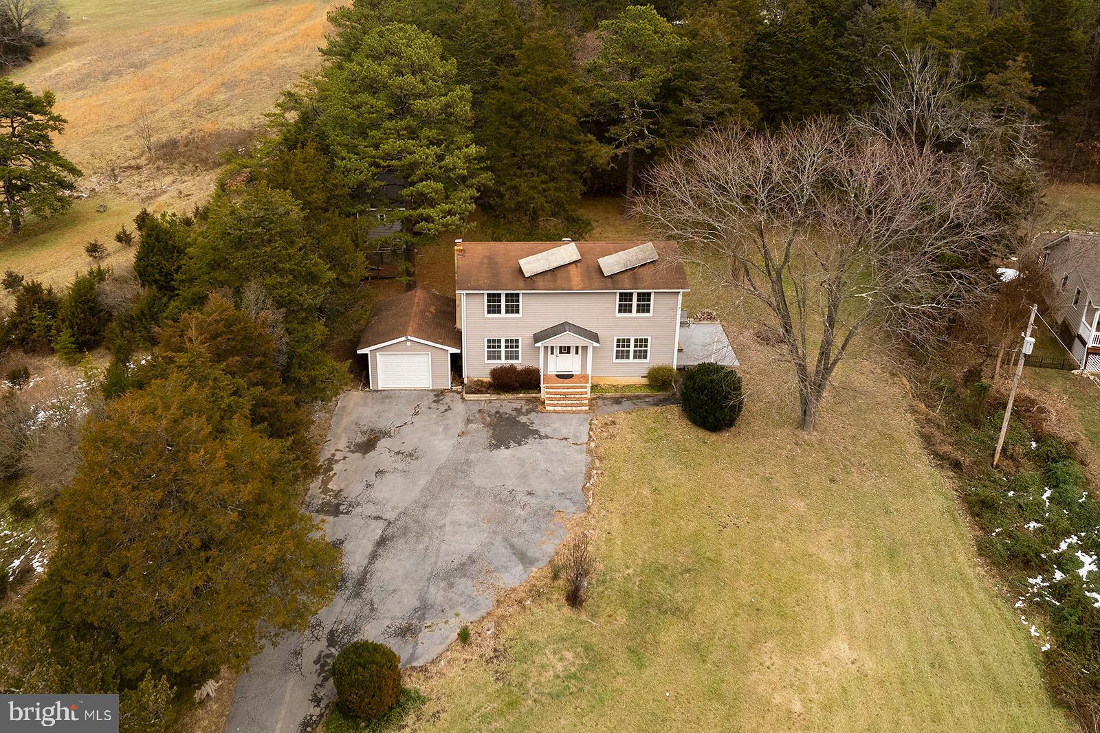 164 Lakes Valley Road Strasburg, VA 22657 - Photo 4 of 54