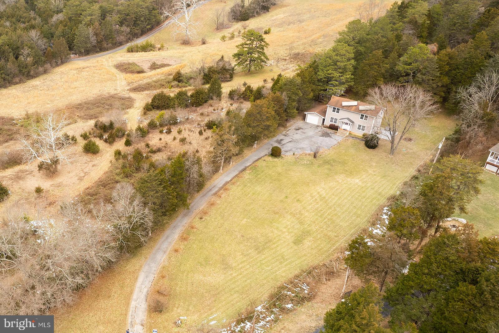 164 Lakes Valley Road Strasburg, VA 22657 - Photo 7 of 54