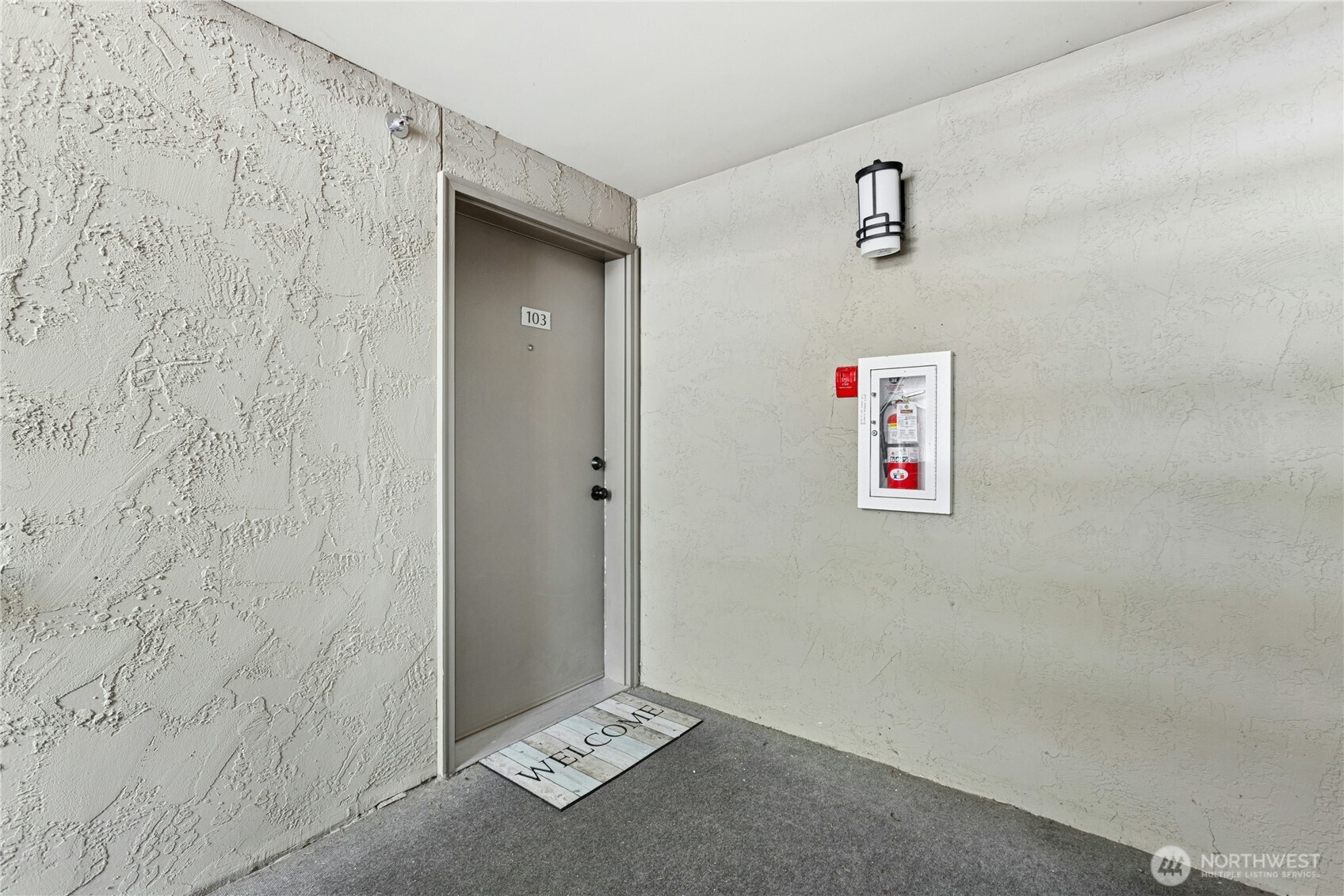 19410 Bothell Way Northeast, Unit D103 Bothell, WA 98011 - Photo 5 of 32