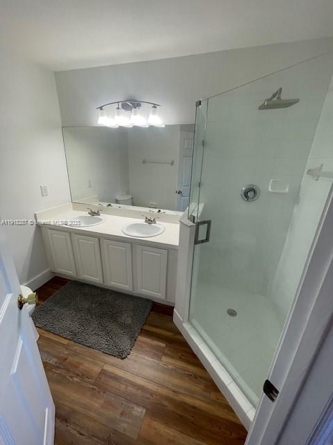4938 Palmbrooke Circle West Palm Beach, FL 33417 - Photo 24 of 32 a bathroom with a tub sink and mirror