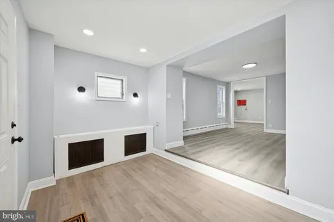 $289,900 | 4029 Vernon Road, Drexel Hill, PA 19026