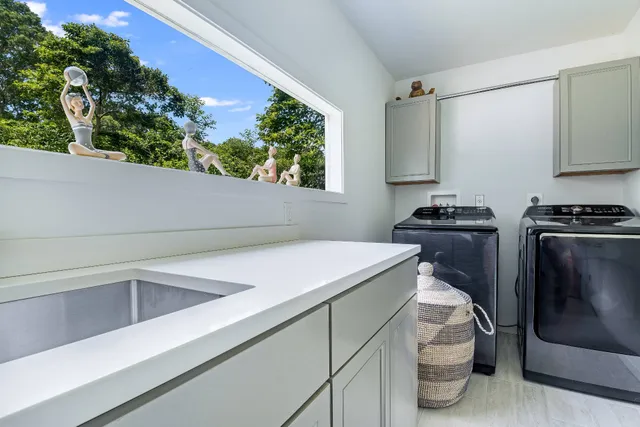 $58,000 | 3 Squires Path, East Hampton, NY 11937