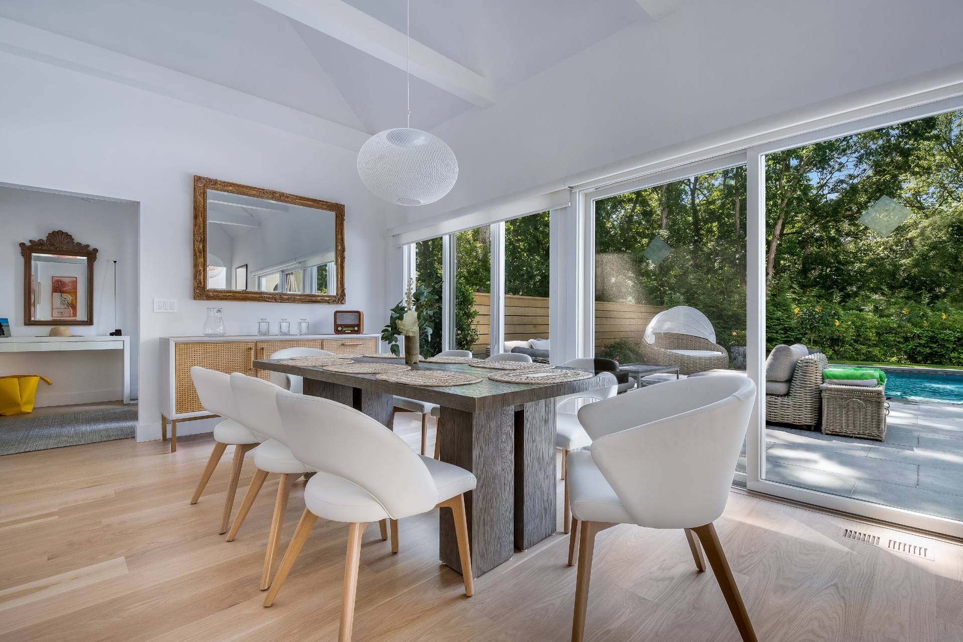 3 Squires Path East Hampton, NY 11937 - Photo 6 of 15