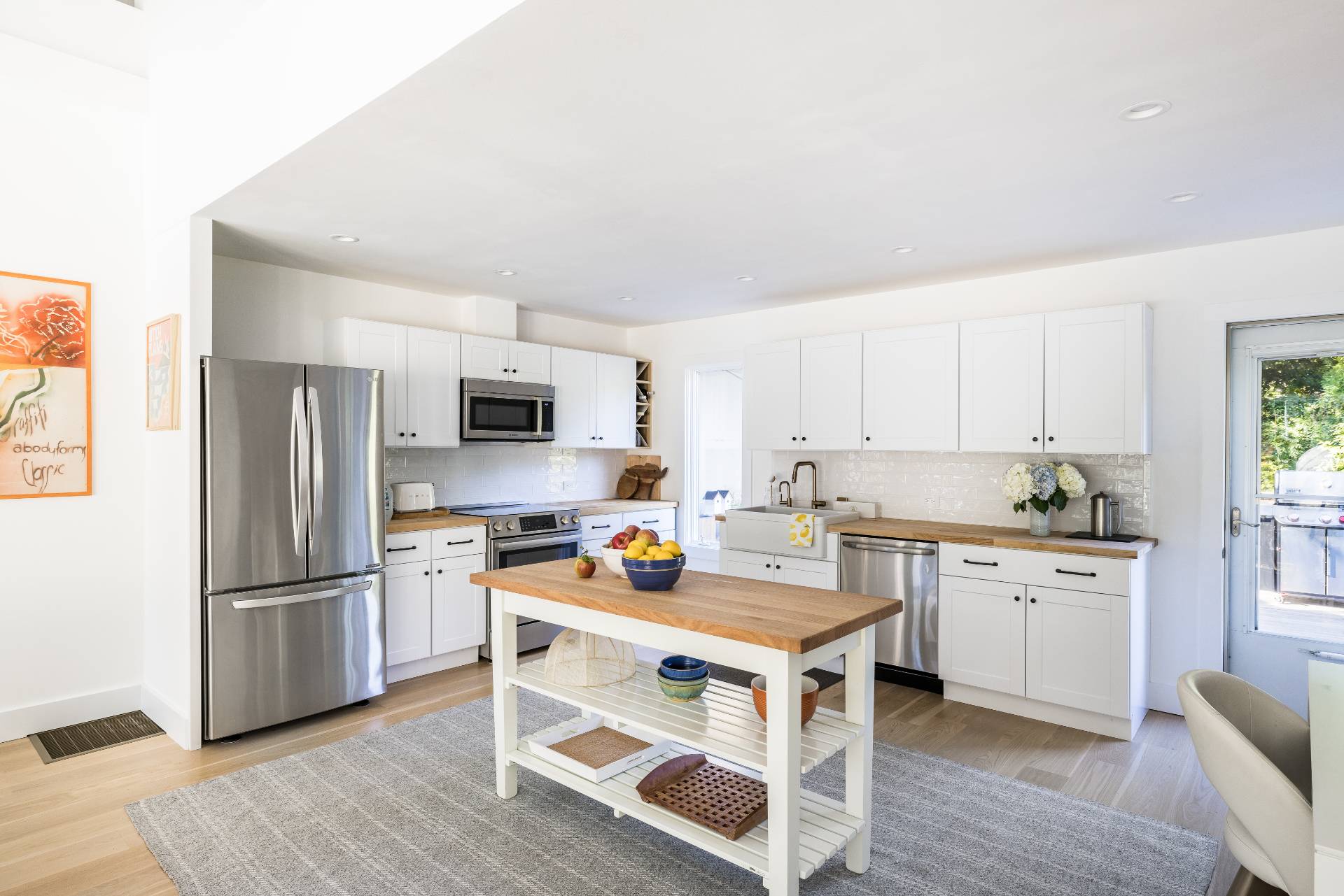 3 Squires Path East Hampton, NY 11937 - Photo 9 of 15