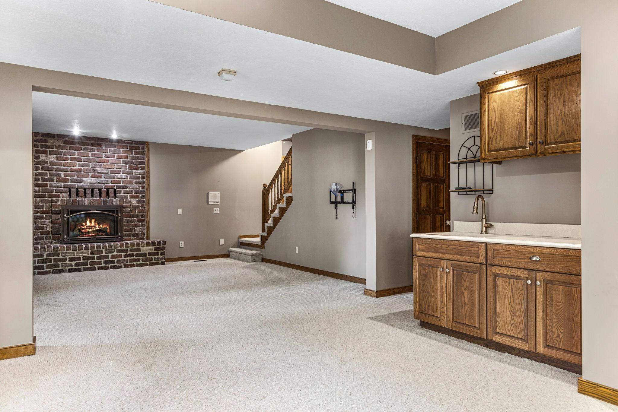 13620 Gurney Path Apple Valley, MN 55124 - Photo 30 of 53