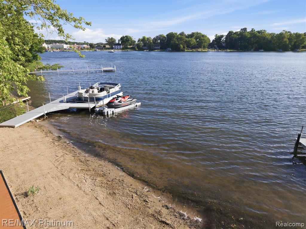 1612 South Hughes Road Brighton, MI 48114 - Photo 46 of 53