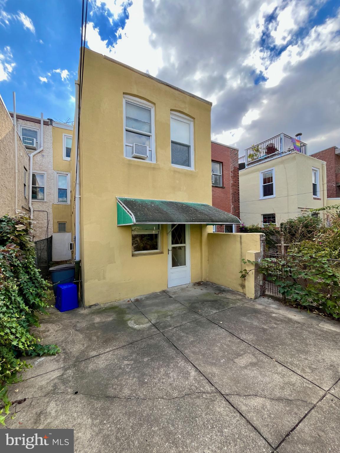 1217 Wharton Street Philadelphia, PA 19147 - Photo 11 of 27 a view of a house with a yard