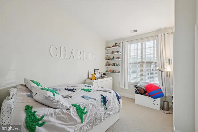 $845,000 | 610 Captains Way, Philadelphia, PA 19146