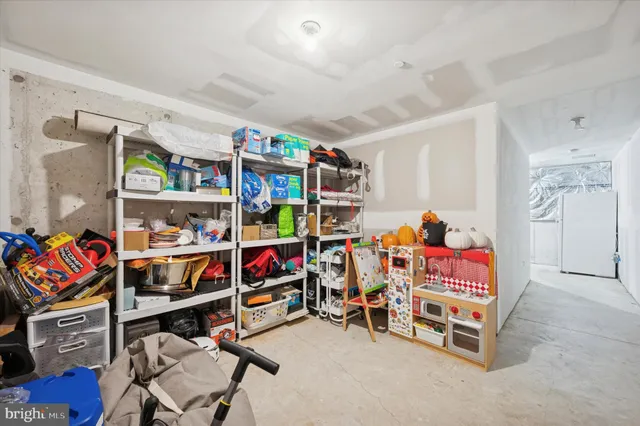 $845,000 | 610 Captains Way, Philadelphia, PA 19146