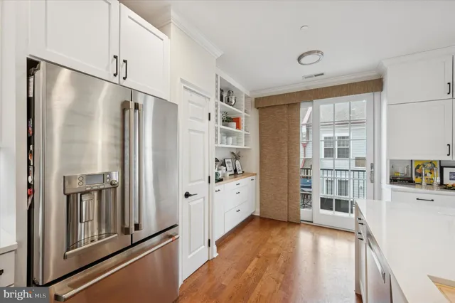 $845,000 | 610 Captains Way, Philadelphia, PA 19146