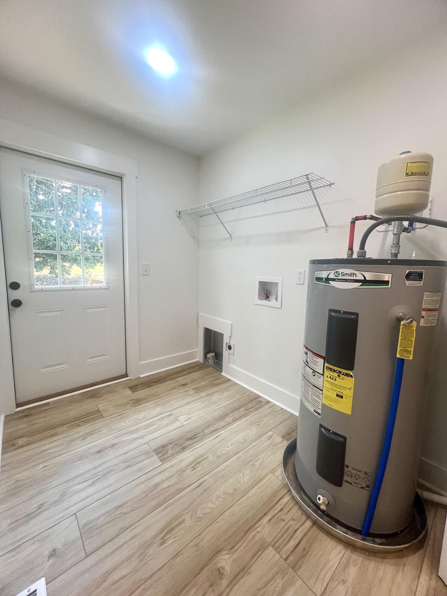 354 Burning Bush Road Ringgold, GA 30736 - Photo 26 of 49 Laundry room