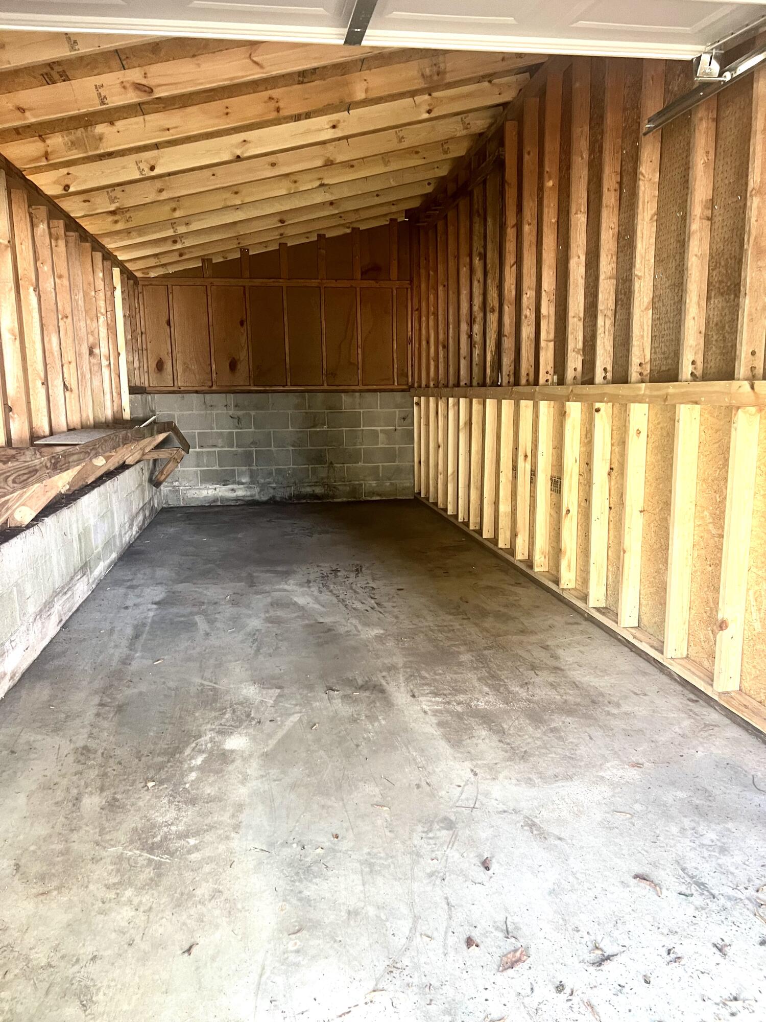 354 Burning Bush Road Ringgold, GA 30736 - Photo 37 of 49 Garage bay