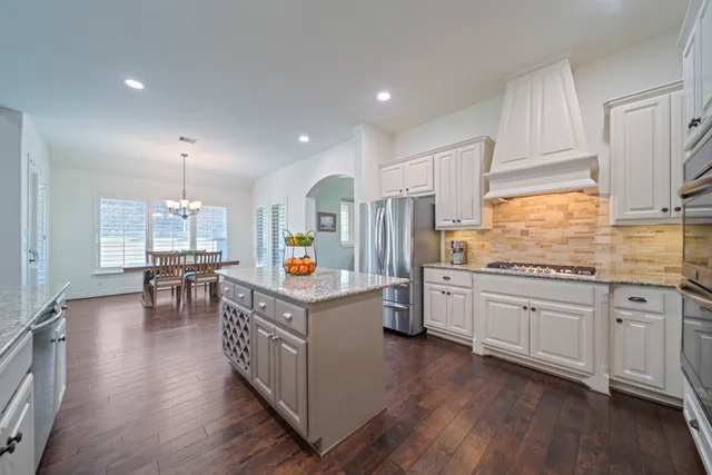 $569,000 | 20122 Altai Terrace Drive, Spring, TX 77379