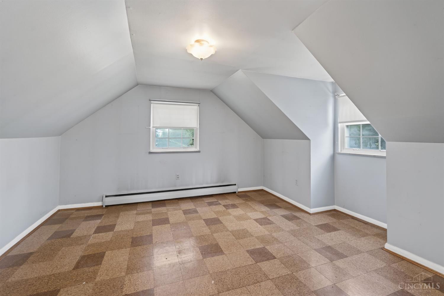 1065 Mc Kelvey Road Cincinnati, OH 45231 - Photo 15 of 38 Bedroom 3 - 2nd Floor