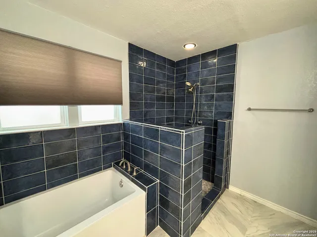 $2,075 | 6318 Firestone Parkway, San Antonio, TX 78244