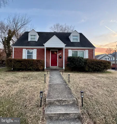 $3,600 | 6312 27th Street North, Arlington, VA 22207