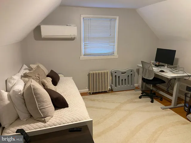 $3,600 | 6312 27th Street North, Arlington, VA 22207