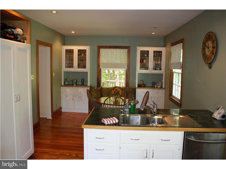 210 Biddulph Road Wayne, PA 19087 - Photo 7 of 25 Kitchen
