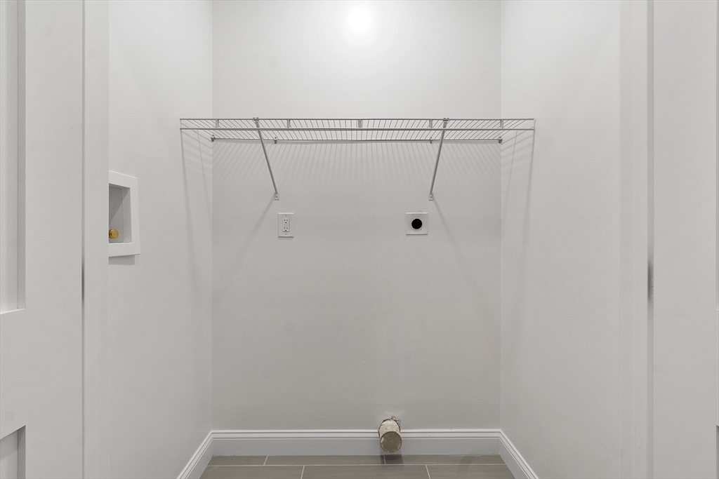 96 Princeton Street, Unit 2 Chelmsford, MA 01863 - Photo 27 of 42