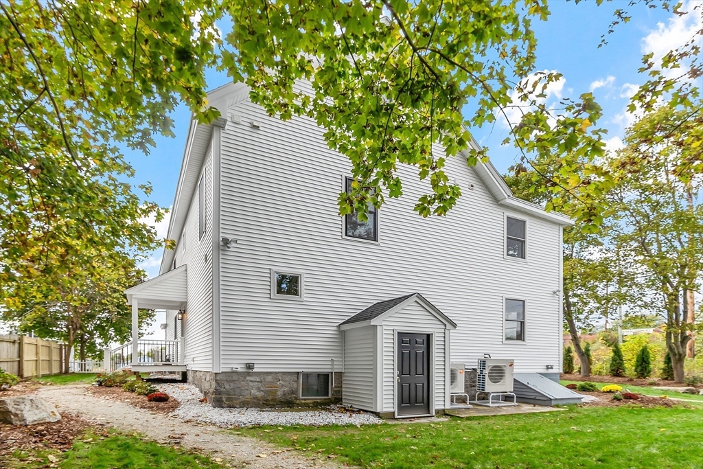 96 Princeton Street, Unit 2 Chelmsford, MA 01863 - Photo 5 of 42