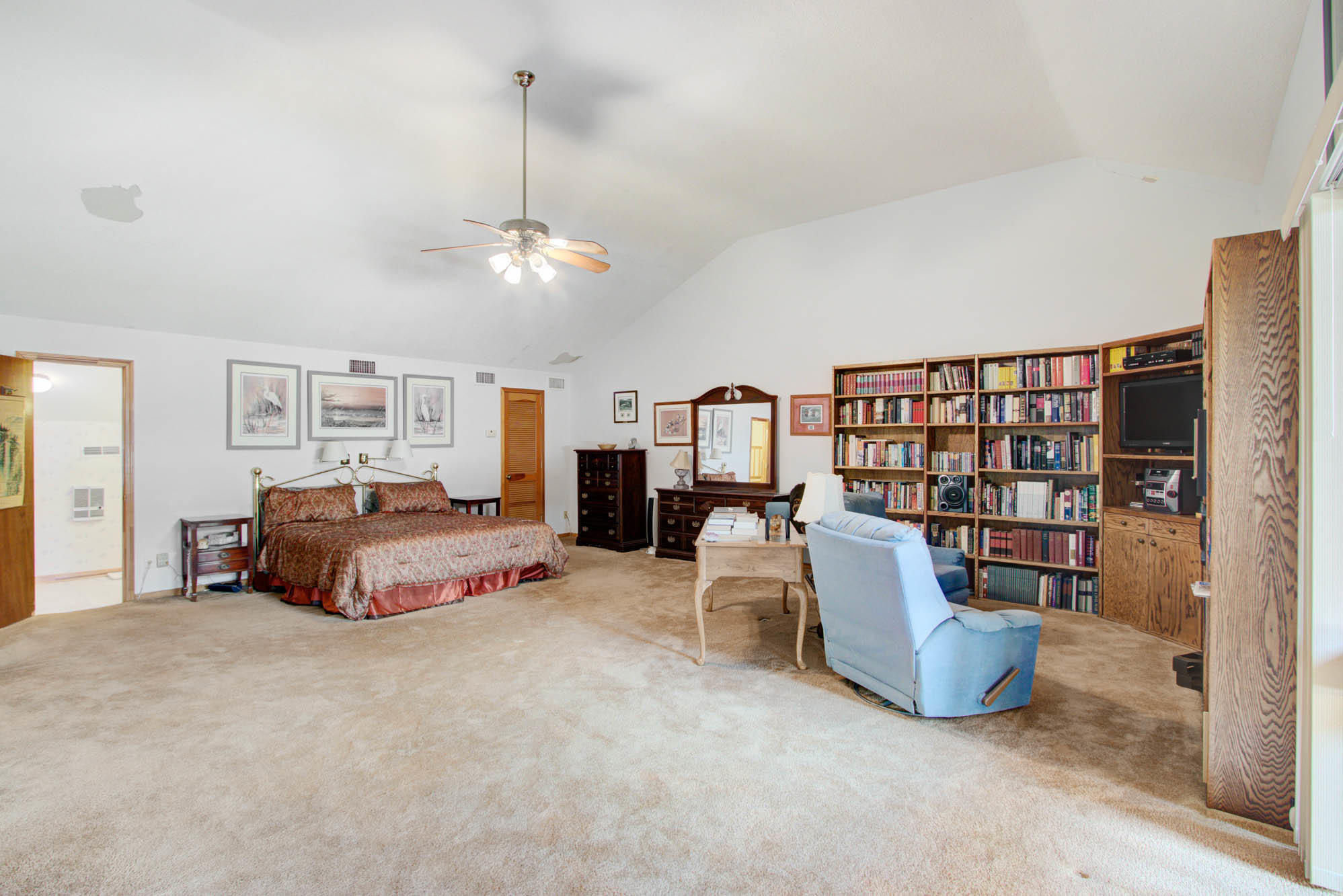 2224 Folly Road, Unit B Charleston, SC 29412 - Photo 21 of 35 Loft