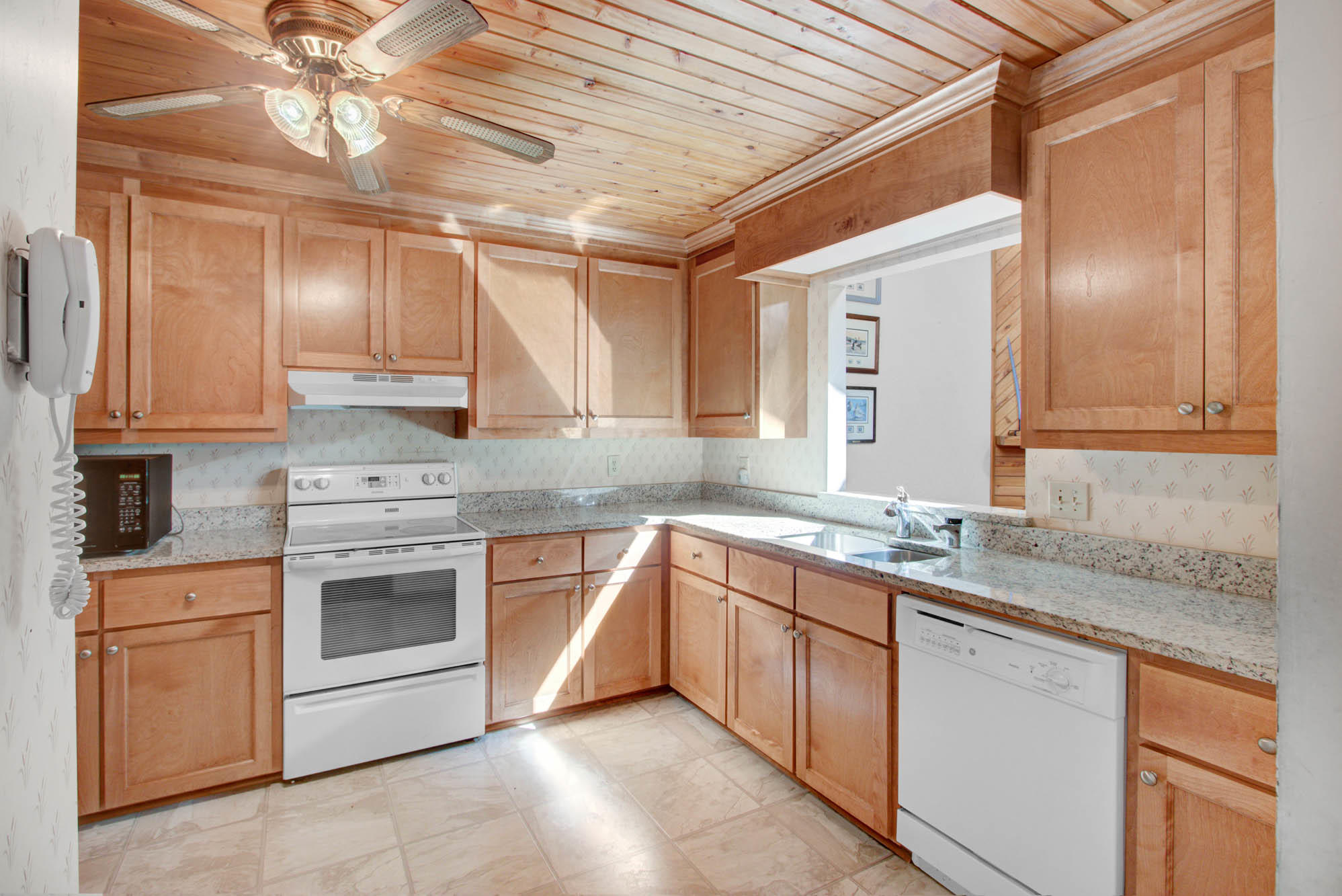 2224 Folly Road, Unit B Charleston, SC 29412 - Photo 7 of 35 Updated Kitchen