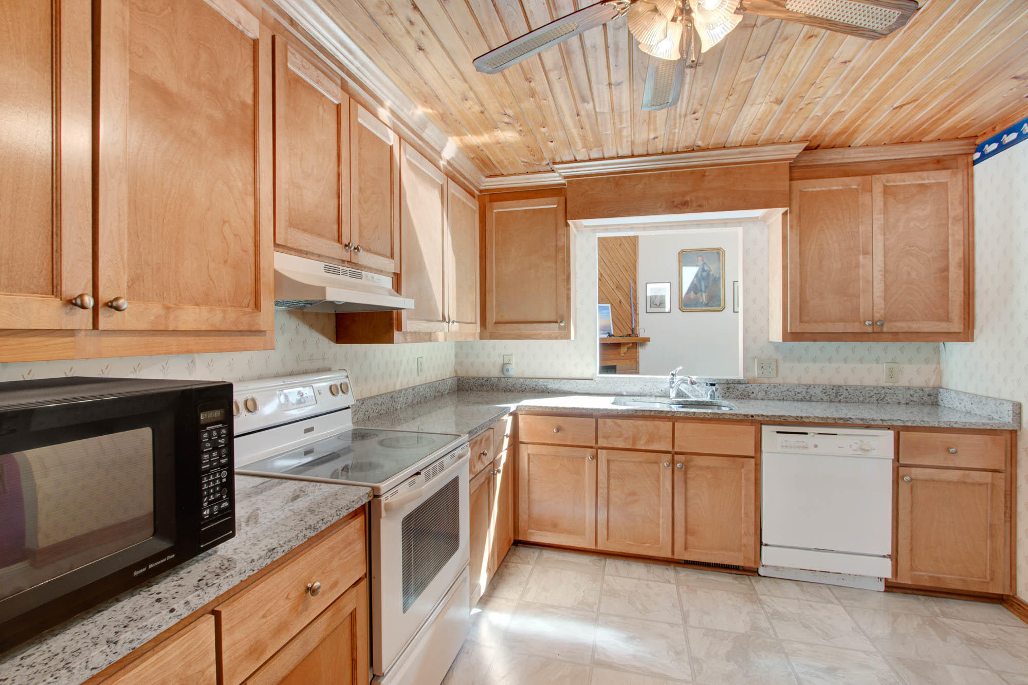 2224 Folly Road, Unit B Charleston, SC 29412 - Photo 9 of 35 Kitchen