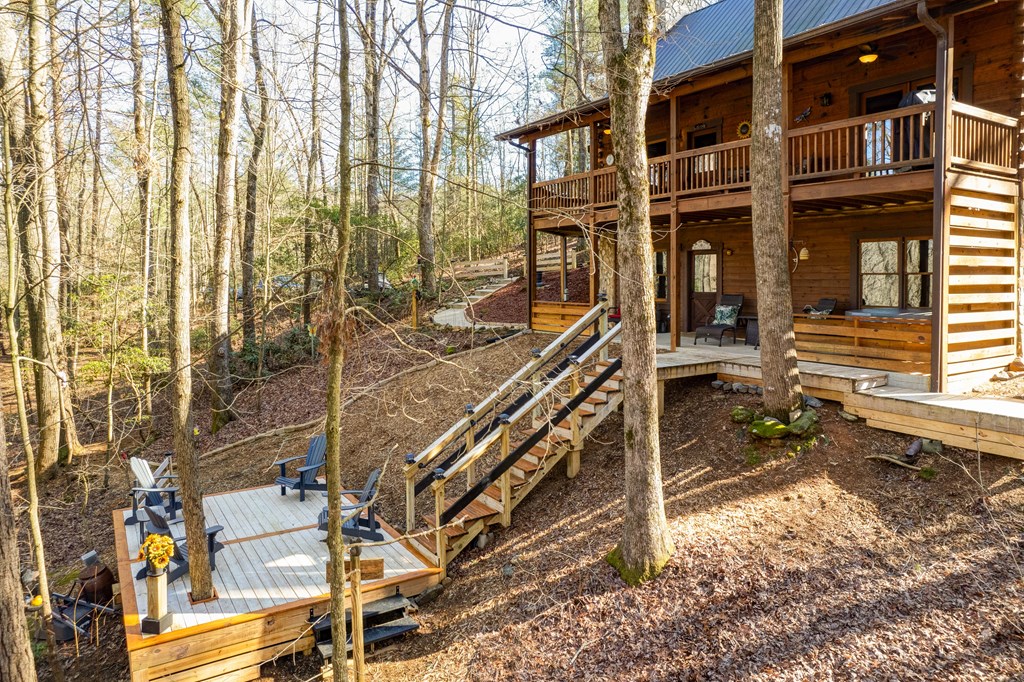 196 Mossy Rock Lane Ellijay, GA 30540 - Photo 3 of 93