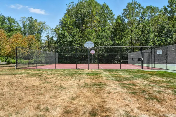 $2,400 | 157 Stonemeadow Drive, South Salem, NY 10590